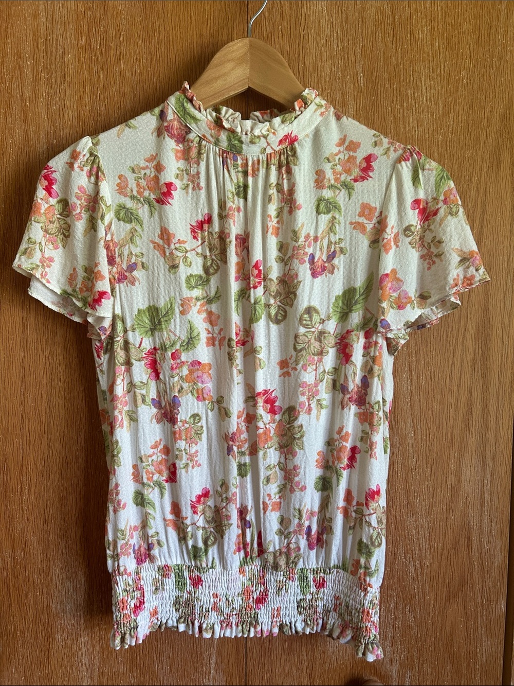 Rose & Olive Cream Floral Ruffle-Neck Smocked-Hem Blouse